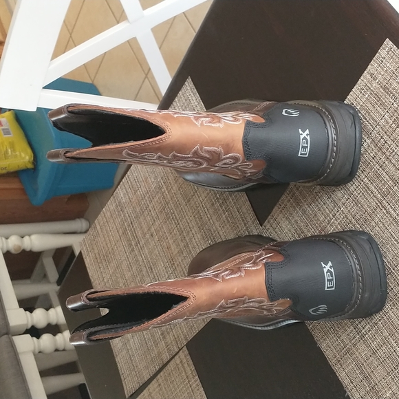 Wolverine boots - Picture 3 of 3